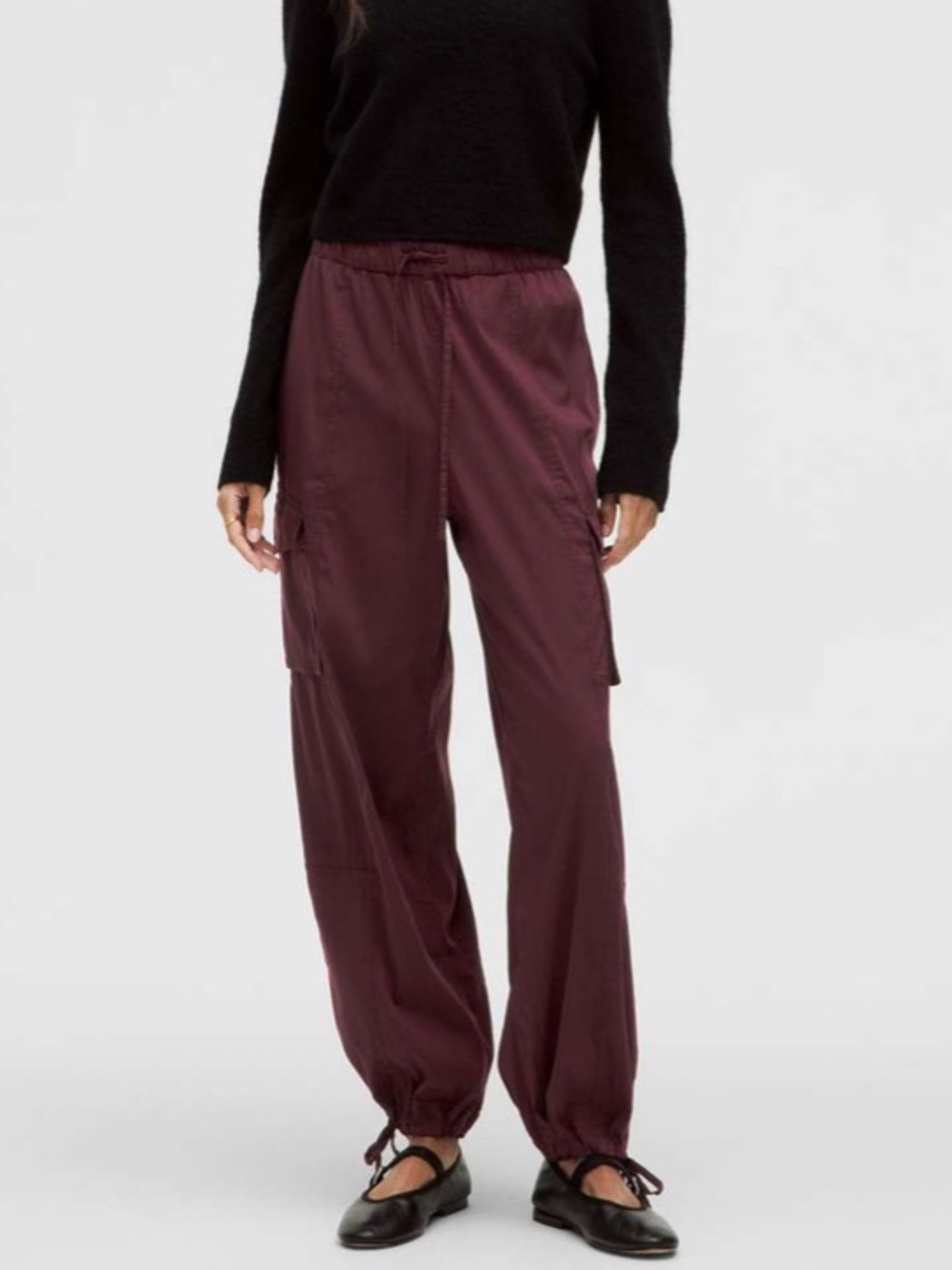 Lululemon Lightweight Adjustable Mid-Rise Cargo Full Length Pant Garnet Small